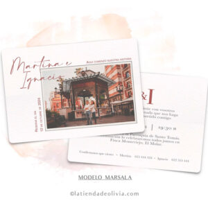 Diseño del modelo de invitación de boda marsala con foto
