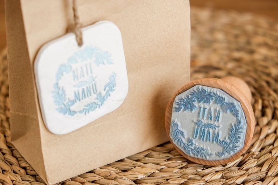 sello de madera y caucho para bodas